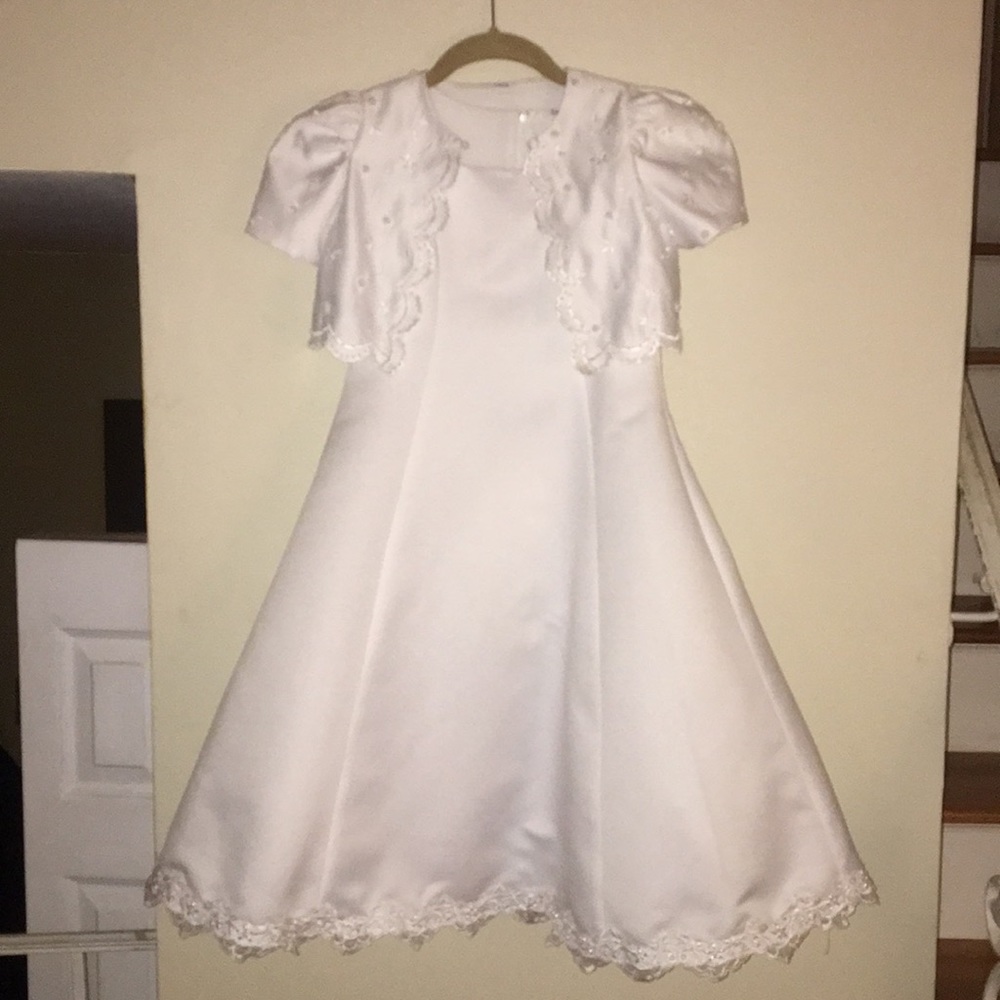 Communion Dress - Picture 2 of 6